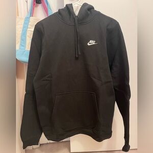 Nike Black Men's Hoodie
Size: S
NWOT